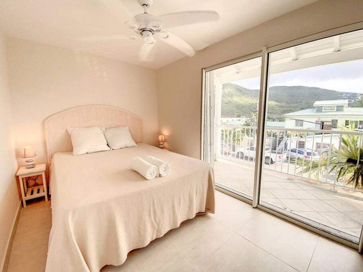 Pavillon Beach 9, Feet In The Water In Grand Case Exterior photo