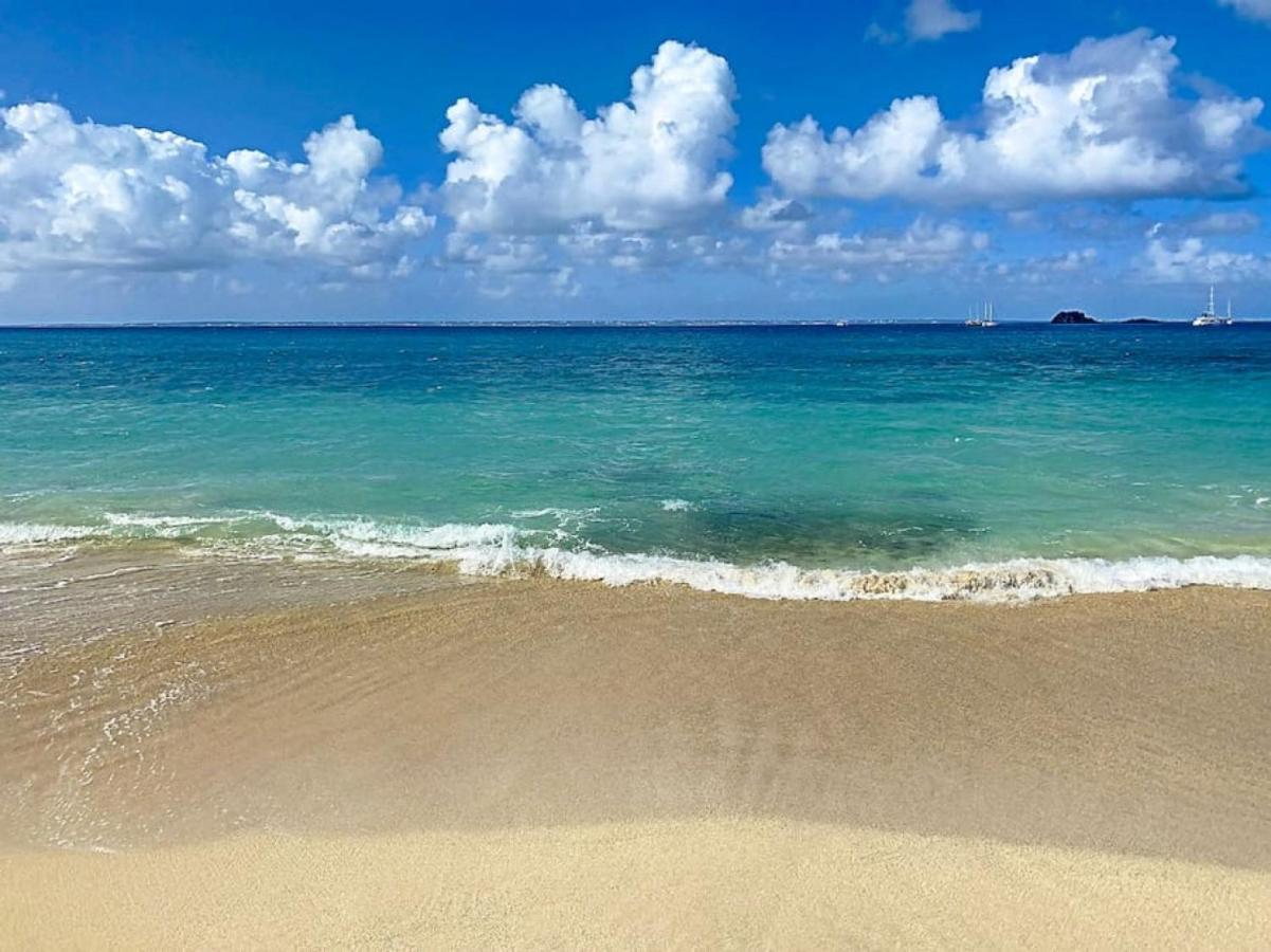 Pavillon Beach 9, Feet In The Water In Grand Case Exterior photo